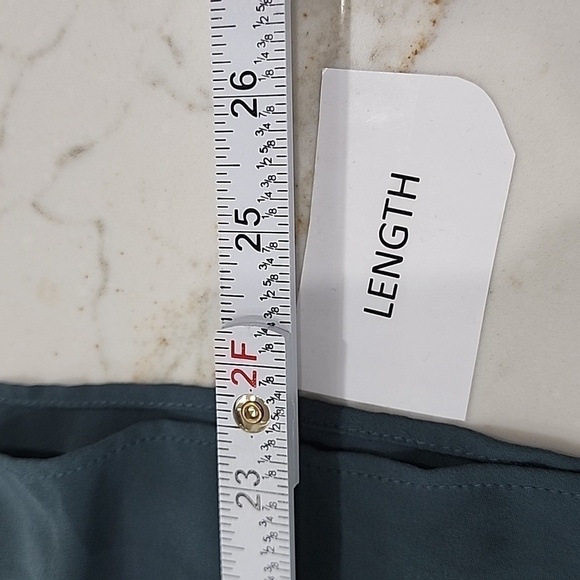 Ann Taylor Green pintuck pleat 3/4 bell sleeve top, size XS - Picture 8 of 8